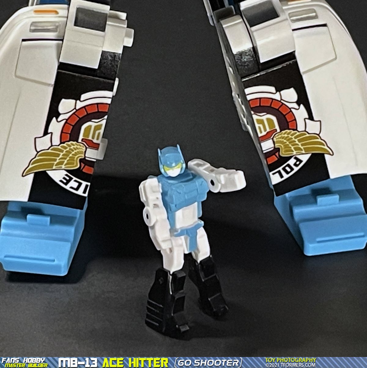 Fans Hobby MB-13 Ace Hitter (Go Shooter) In-Hand Images Gallery